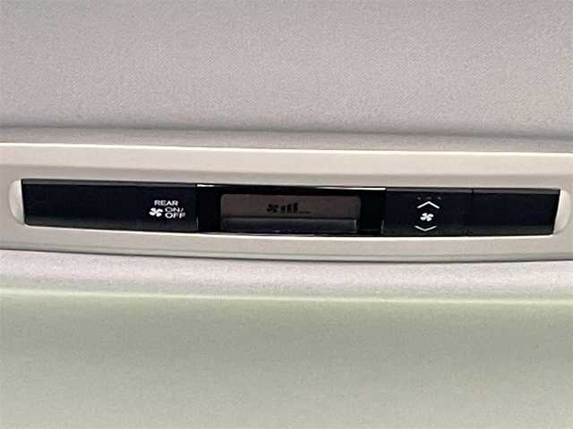 ホンダ オデッセイ アブソルート ホンダセンシング 千葉県 2018(平30)年 7万km プレミアムヴィーナスブラックP 純正７型メモリーナビ/Bluetooth接続 フルセグTV/バックカメラ/両側パワースライドドア/スマートキー/プッシュスタート/衝突軽減ブレーキ/LEDヘッドライト/ビルトインETC2.0