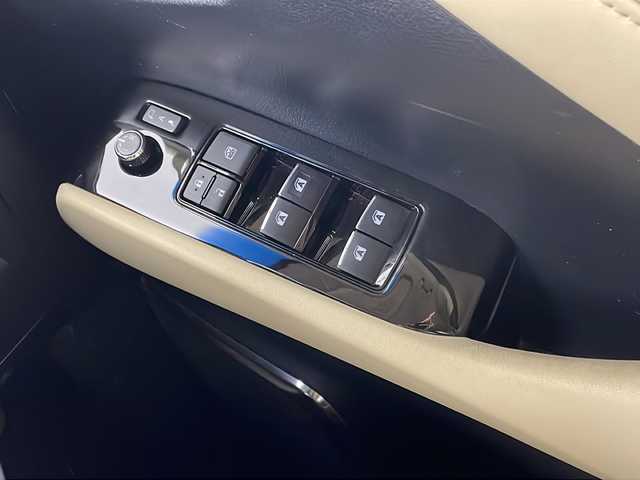 トヨタ ヴェルファイア V 栃木県 2017(平29)年 6.1万km ホワイトパールクリスタルシャイン ワンオーナー/モデリスタエアロ/純正10インチSDナビ/・AM/FM/CD/DVD/フルセグ/SD/BT/バックカメラ/両側パワースライドドア/クルーズコントロール/コーナーセンサー/電動パーキング/オートブレーキホールド/ビルトインETC/スマートキー×２/メモリーシート/ハーフレザーシート/LEDヘッドライト/保証書/取扱説明書