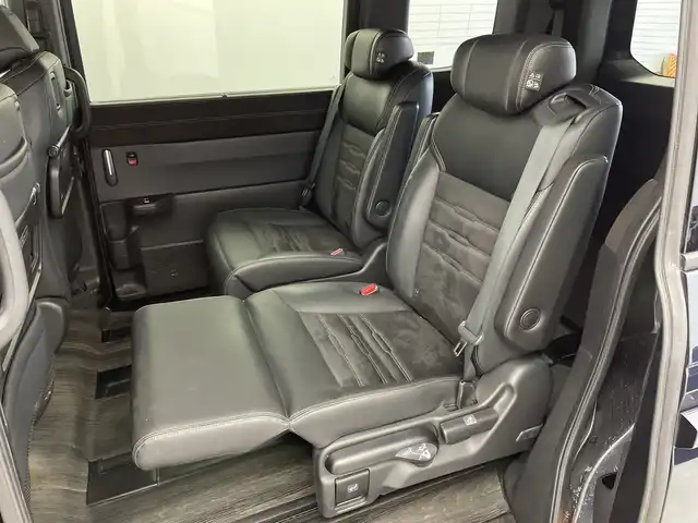 ホンダ ステップワゴン スパーダ eHEV プレミアムライン 新潟県 2023(令5)年 4.6万km ミッドナイトブルービームM 純正11.4インチメモリナビ【LXM-237VFLi】/　フルセグTV/Bluetooth/CD/DVD/USB/HDMI/ホンダセンシング/・衝突被害軽減ブレーキ/・誤発進抑制機能/・後方誤発進抑制機能/・近距離衝突軽減ブレーキ/・歩行者事故低減ステアリング/・路外逸脱抑制機能/・渋滞追従機能付アダプティブクルーズコントロール/・車線維持支援システム/・トラフィックジャムアシスト（渋滞運転支援機能）/・先行車発進お知らせ機能/・標識認識機能/・オートハイビーム/・アダプティブドライビングビーム/ブラインドスポットインフォメーション/15.6インチフリップダウンモニター/全方位モニター/パワーバックドア/前後ドライブレコーダー/両側パワースライドドア/前後コーナーセンサー/ビルトインETC/レザーステアリング/ステアリングスイッチ/パドルシフト