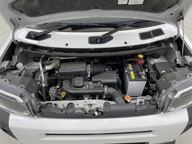 ダイハツ タフト G ダーククロムベンチャー 茨城県 2023(令5)年 1万km シャイニングホワイトパール 10インチナビ/Bluetooth/フルセグ/radio/CD/DVD/ガラスルーフ/ドラレコ/衝突被害軽減/横滑り防止機能/アイドリングストップ/前後コーナーセンサー/オートライト/オートマチックハイビーム/純正AW/オートブレーキホールド