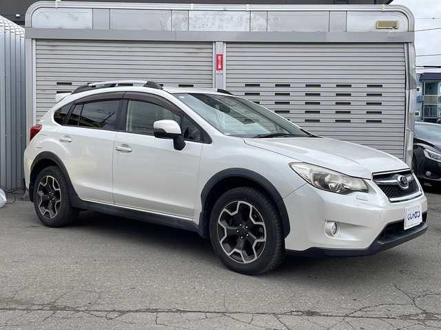 スバル インプレッサ ＸＶ 2．0i－L アイサイト 道央・札幌 2014(平26)年 8.3万km サテンホワイトパール (株)IDOMが運営する【じしゃロン札幌店】の自社ローン専用車両になりますこちらは現金またはオートローンご利用価格です。自社ローンご希望の方は別途その旨お申し付けください。・