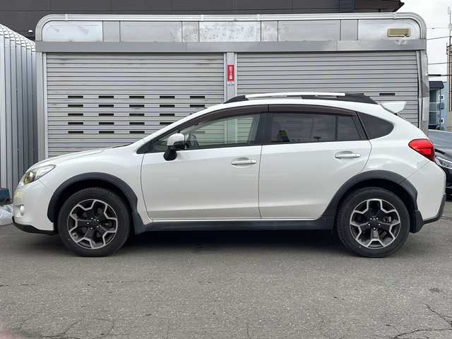 スバル インプレッサ ＸＶ 2．0i－L アイサイト 道央・札幌 2014(平26)年 8.3万km サテンホワイトパール (株)IDOMが運営する【じしゃロン札幌店】の自社ローン専用車両になりますこちらは現金またはオートローンご利用価格です。自社ローンご希望の方は別途その旨お申し付けください。・