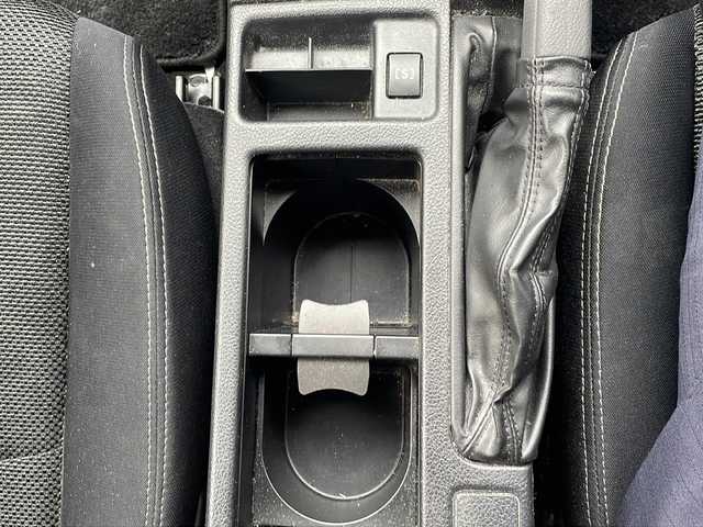 スバル インプレッサ ＸＶ 2．0i－L アイサイト 道央・札幌 2014(平26)年 8.3万km サテンホワイトパール (株)IDOMが運営する【じしゃロン札幌店】の自社ローン専用車両になりますこちらは現金またはオートローンご利用価格です。自社ローンご希望の方は別途その旨お申し付けください。・