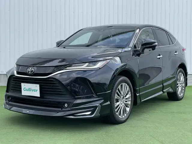 トヨタ ハリアー Z 香川県 2022(令4)年 2.3万km プレシャスブラックパール 純正12.3インチディスプレイオーディオ/BT&USB&フルセグTV/バックカメラ/JBLサウンド/ヘッドアップディスプレイ/デジタルインナーミラー/Toyota Safety Sense/プリクラッシュセーフティ/レーントレーシングアシスト/レーダークルーズコントロール/アダプティブハイビームシステム/クリアランスソナー/ブラインドスポットモニター/リアクロストラフィックアラート/オートマチックハイビーム/デジタルインナーミラー/ドライブレコーダー前後/ビルトインETC2.0/ハーフレザーシート/パワーシート運転席/パワーバックドア/電動パーキングブレーキ/ブレーキオートホールド/純正19インチAW/LEDヘッドライト/LEDフォグライト