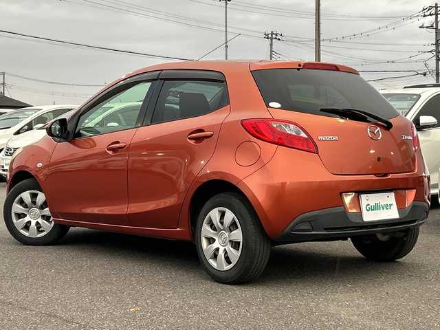 マツダ デミオ 13C 茨城県 2010(平22)年 15.7万km パッションオレンジマイカ ワンオーナー/社外メモリナビ【AVN669HD】/(地デジTV・CD・DVD・BT・ラジオ再生)/オートライト/純正フロアマット/リモコンキー/取扱説明書/保証書
