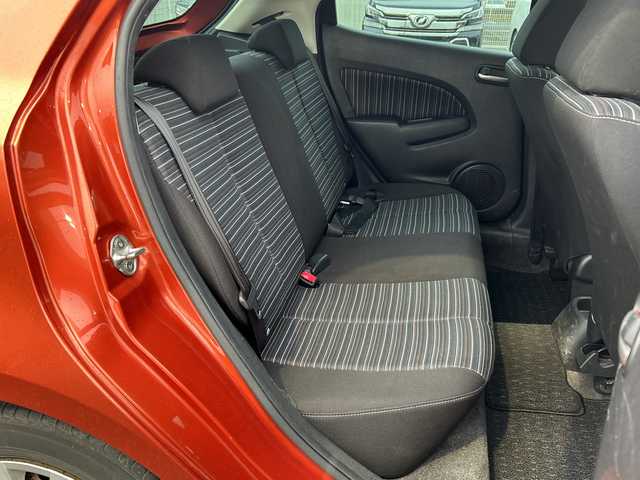 マツダ デミオ 13C 茨城県 2010(平22)年 15.7万km パッションオレンジマイカ ワンオーナー/社外メモリナビ【AVN669HD】/(地デジTV・CD・DVD・BT・ラジオ再生)/オートライト/純正フロアマット/リモコンキー/取扱説明書/保証書