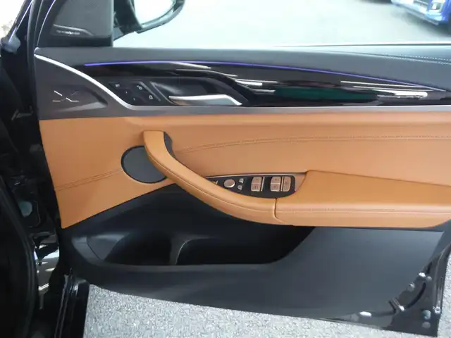 ＢＭＷ Ｘ３ ミッドナイトエディション 東京都 2020(令2)年 1.9万km サファイアブラックP 130台限定車ミッドナイトED/保証書・取説あり/純正ナビ・TV（走行中可）/　BLUETOOTH・2.0ETC/　ハーマンカードンスピーカー/　全方位カメラ/コニャックレザーシート/　前席Pシート/　全席シートヒーター/インテリジェンスセーフティ/　HUD・BSM・レーダークルーズ/　前後PDC・レーンキープアシスト/パワーバックドア/アンビエントライト/専用20インチAW/カーボンミラー/LEDヘッドライト/スマートキー×2個