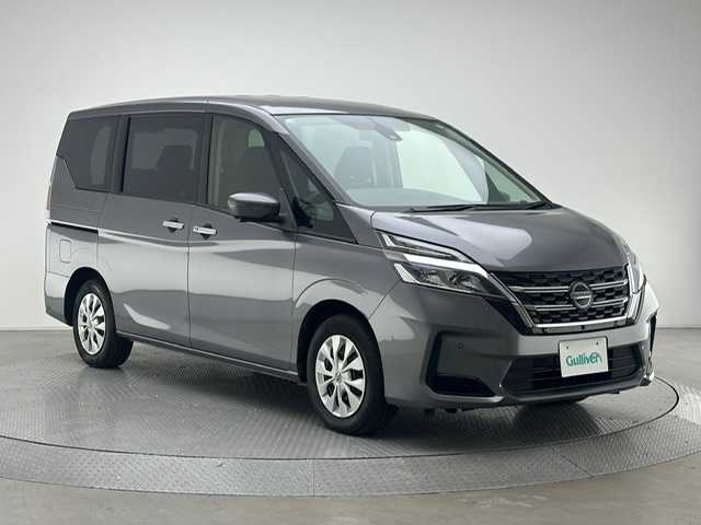 日産 セレナ S 兵庫県 2021(令3)年 4.7万km ダークメタルグレー ・社外SDナビ/（CD、BT、SD）　/・アラウンドビューモニター　/・衝突軽減ブレーキ　/・オートクルーズコントロール　　/・社外ETC　/・片側パワースライドドア　/・オートライト　/・オートハイビーム　/・LEDヘッドライト　/・プッシュスタート/・スマートキー/・スペアキー×１/・レンタアップ