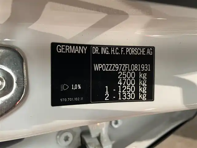 ポルシェ パナメーラ GTS 福井県 2015(平27)年 11.2万km ピュアホワイト スポーツクロノパッケージ/４WD/純正クラリオン製7インチSDナビ/サンルーフ/オプションBOSEサウンド/可動式リアウィング/純正エアサス/純正可変バルブマフラー/スペアキー/純正20インチアルミホイール/前後コーナーセンサー/純正LEDヘッドライト/前席電動シート/全席シートヒーター/ハーフレザーシート/電動リアゲート/スペアキー1本