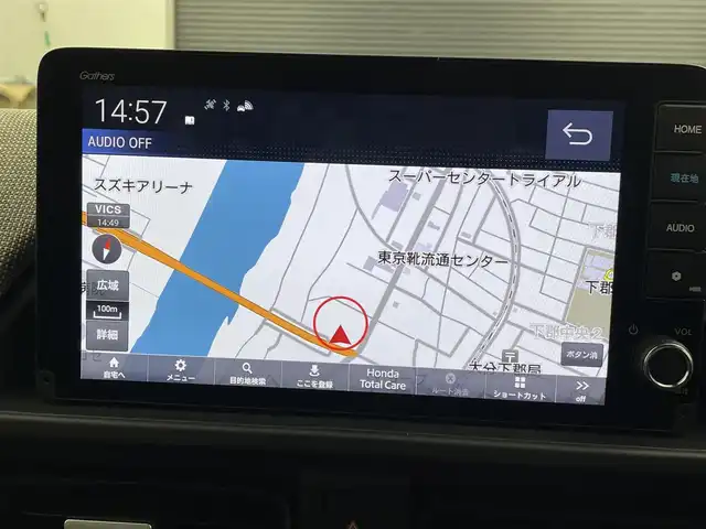 ホンダ フリード AIR 大分県 2025(令7)年 0.1万km未満 プラチナホワイトパール 登録未使用車/純正９型ナビ　LXM-242ZFNi/(BT/フルセグＴＶ/AppleCarPlay/AndroidAuto)/バックカメラ/ホンダセンシング/・踏み間違い防止装置/・アダプティブクルーズコントロール/・ブラインドスポットインフォメーション/・渋滞運転支援機能/・衝突軽減ブレーキ/・先行車発進お知らせ機能/・路外逸脱抑制機能/・標識認識機能/・歩行者事故低減ステアリング/・オートハイビーム/・アダプティブドライビングビーム/電動格納ウィンカーミラー/プッシュスタート