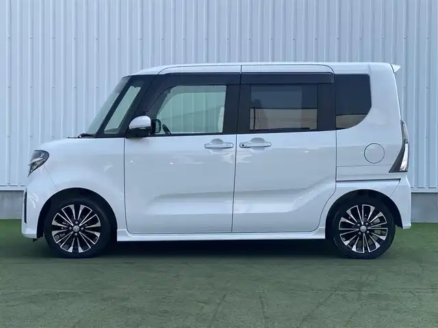 ダイハツ タント カスタム RS 香川県 2020(令2)年 1.4万km シャイニングホワイトパール 登録時走行距離：13498km/ディーラー純正9型ナビ/　CD DVD BT フルセグTV/全方位カメラ/両側パワースライドドア/スマートアシスト/クリアランスソナー/ハーフレザーシート/オートライト/LEDヘッドライト/アイドリングストップ/横滑り防止装置/ETC/純正前後ドライブレコーダー/プッシュスタート/スマートキー/スペアキー/新車時保証書/ワンオーナー