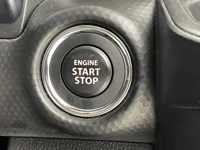 スズキ ハスラー Jスタイル 熊本県 2021(令3)年 3.4万km デニムブルー ガンメタリック 2トーン 禁煙車/純正8型ナビ　型式：CN-RZ865/【フルセグTV、DVD再生可、BT対応】/ETC/前席シートヒーター/衝突軽減ブレーキ/レーンキープアシスト/アイドリングストップ/横滑り防止/後ろのみコーナーセンサー/電動格納ミラー/純正フロアマット/オートライト/LEDヘッドライト/LEDフォグ/純正15インチアルミホイール/ルーフレール/ステアリングスイッチ/プッシュスタート/スマートキー/スペアキー1本/保証書/取扱説明書