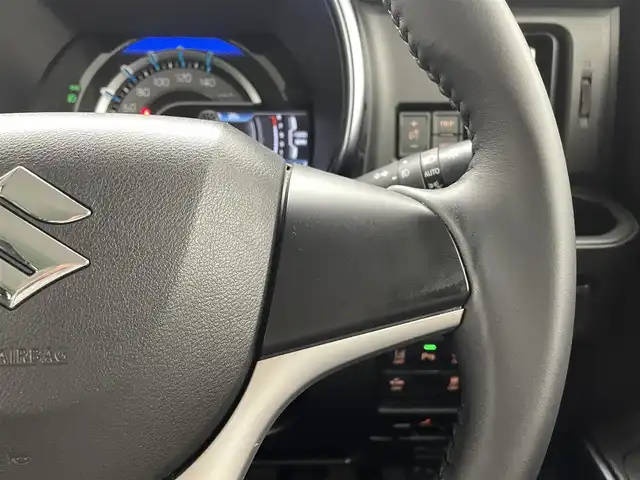 スズキ ハスラー Jスタイル 熊本県 2021(令3)年 3.4万km デニムブルー ガンメタリック 2トーン 禁煙車/純正8型ナビ　型式：CN-RZ865/【フルセグTV、DVD再生可、BT対応】/ETC/前席シートヒーター/衝突軽減ブレーキ/レーンキープアシスト/アイドリングストップ/横滑り防止/後ろのみコーナーセンサー/電動格納ミラー/純正フロアマット/オートライト/LEDヘッドライト/LEDフォグ/純正15インチアルミホイール/ルーフレール/ステアリングスイッチ/プッシュスタート/スマートキー/スペアキー1本/保証書/取扱説明書
