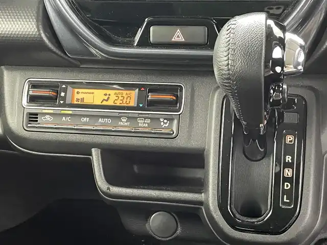 スズキ ハスラー Jスタイル 熊本県 2021(令3)年 3.4万km デニムブルー ガンメタリック 2トーン 禁煙車/純正8型ナビ　型式：CN-RZ865/【フルセグTV、DVD再生可、BT対応】/ETC/前席シートヒーター/衝突軽減ブレーキ/レーンキープアシスト/アイドリングストップ/横滑り防止/後ろのみコーナーセンサー/電動格納ミラー/純正フロアマット/オートライト/LEDヘッドライト/LEDフォグ/純正15インチアルミホイール/ルーフレール/ステアリングスイッチ/プッシュスタート/スマートキー/スペアキー1本/保証書/取扱説明書