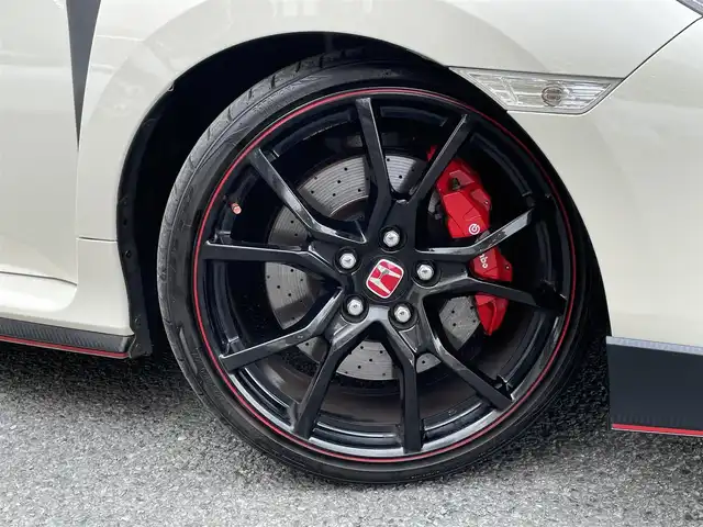 ホンダ シビック タイプR 神奈川県 2019(平31)年 4.3万km チャンピオンシップホワイト 純正SDナビ・地デジTV/バックモニター/純正CD/DVD/SD/MSV/BT再生/ビルトインETC/純正20インチAW/ブレンボブレーキ/LEDヘッドライト/クルーズコントロール/ステアリングスイッチ/プッシュスタート/スマートキー×2/サイド・カーテンエアバック/純正フロアマット