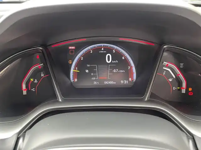 ホンダ シビック タイプR 神奈川県 2019(平31)年 4.3万km チャンピオンシップホワイト 純正SDナビ・地デジTV/バックモニター/純正CD/DVD/SD/MSV/BT再生/ビルトインETC/純正20インチAW/ブレンボブレーキ/LEDヘッドライト/クルーズコントロール/ステアリングスイッチ/プッシュスタート/スマートキー×2/サイド・カーテンエアバック/純正フロアマット