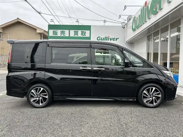 ホンダ ステップワゴン スパーダ クールスピリット 愛知県 2017(平29)年 7.6万km プレミアムスパークルブラックパール ワンオーナー/純正ナビ/フルセグテレビ/Bluetooth/クルコン/シートヒーター　D席助手席/ビルトインETC/純正アルミホイール/両側パワースライドドア/LKAS車線維持支援システム/CMBS衝突軽減ブレーキ/パドルシフト/ドアバイザー/純正マット/取説、保証書、スペアキー
