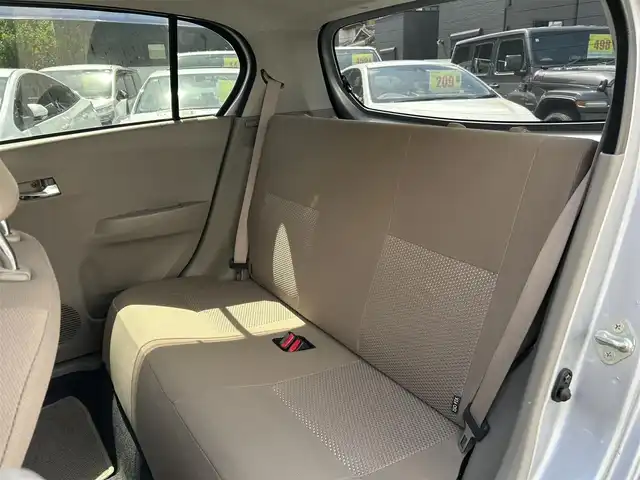ダイハツ ミラ イース X 和歌山県 2012(平24)年 12.4万km ブライトシルバーメタリック 社外ナビ（clarion　NX502）/＜FM/AM/CD/DVD/Bluetooth/USB＞/ETC/パワーステアリング/アイドリングストップ/ヘッドランプマニュアルレベリングスイッチ/純正フロアマット/純正バイザー/取扱説明書/記録簿