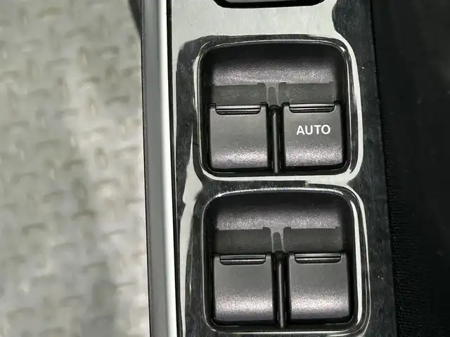 スズキ ソリオ バンディット HV SV 鹿児島県 2019(平31)年 3.5万km プレミアムシルバーメタリック ナビ　/Ｂｌｕｅｔｏｏｔｈ　/バックカメラ　/シートヒーター　/フルセグＴＶ　/プッシュスタート　/スマートキー/ＬＥＤヘッドライト　/純正アルミ　/パワーステアリング　/パワーウィンドウ　/ウォークスルー　/両側パワスラ/ETC/横滑り防止/オートライト/衝突軽減システム