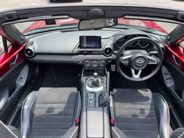 マツダ ロードスター RS 神奈川県 2019(令1)年 7.8万km ソウルレッドクリスタルM 純正SDナビ/・ワンセグ/CD/DVD/USB/BT/BOSEサウンド/RECARO製ハーフレザーシート/シートヒーター/ETC/前方ドライブレコーダー/クルーズコントロール/スマートシティブレーキサポート/ブラインドスポットモニター/車線逸脱警報システム/交通標識システム/ドライバーアテンションアラート/パーキングセンサー/横滑り防止機能/純正16インチAW/ローダウン/プッシュEgスタート/ストップ/スマートキー×2/純正LEDヘッドライト/純正フロアマット/取扱説明書/ナビ取扱説明書/新車時保証書