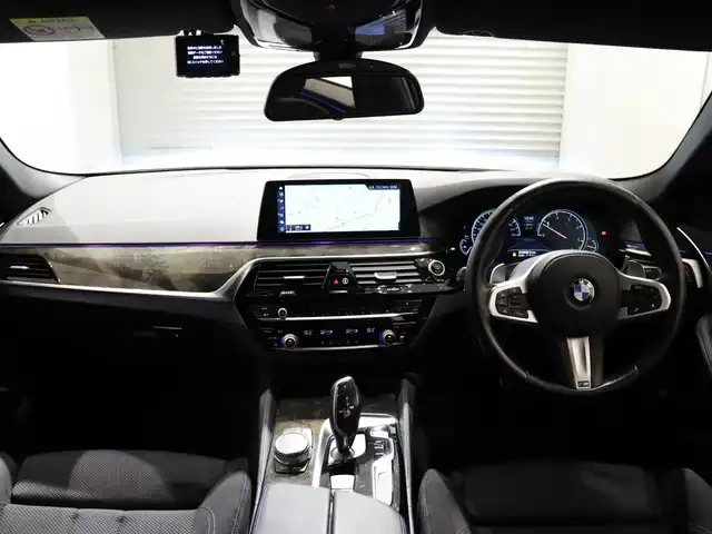 ＢＭＷ ５２３ｄ Mスポーツ 静岡県 2018(平30)年 3.6万km 白 純正ナビ/フルセグTV/ACC/LKA/BSM/HUD/360°カメラ/パドルシフト/ドラレコ前後(ZDR-015)/ワイヤレス充電/ディスプレイキー