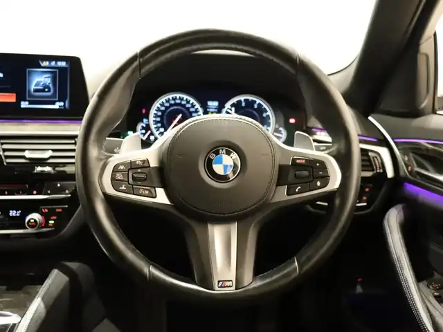 ＢＭＷ ５２３ｄ Mスポーツ 静岡県 2018(平30)年 3.6万km 白 純正ナビ/フルセグTV/ACC/LKA/BSM/HUD/360°カメラ/パドルシフト/ドラレコ前後(ZDR-015)/ワイヤレス充電/ディスプレイキー