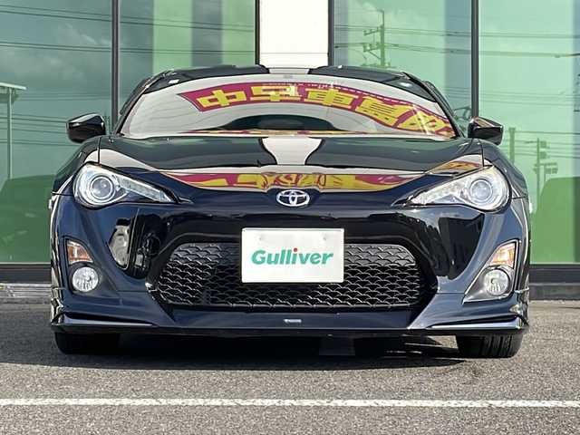 トヨタ ８６ GT リミテッド 福岡県 2015(平27)年 4.6万km 黒 ・モデリスタエアロ/・社外ナビ　フルセグ/・バックカメラ/・ハーフレザーシート/・純正１７インチアルミホイル/・スマートキー/・ボディストライプシール/・革巻ステアリング/・パドルシフト/・クルーズコントロール/・フロアマット