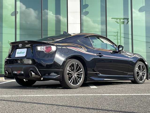 トヨタ ８６ GT リミテッド 福岡県 2015(平27)年 4.6万km 黒 ・モデリスタエアロ/・社外ナビ　フルセグ/・バックカメラ/・ハーフレザーシート/・純正１７インチアルミホイル/・スマートキー/・ボディストライプシール/・革巻ステアリング/・パドルシフト/・クルーズコントロール/・フロアマット