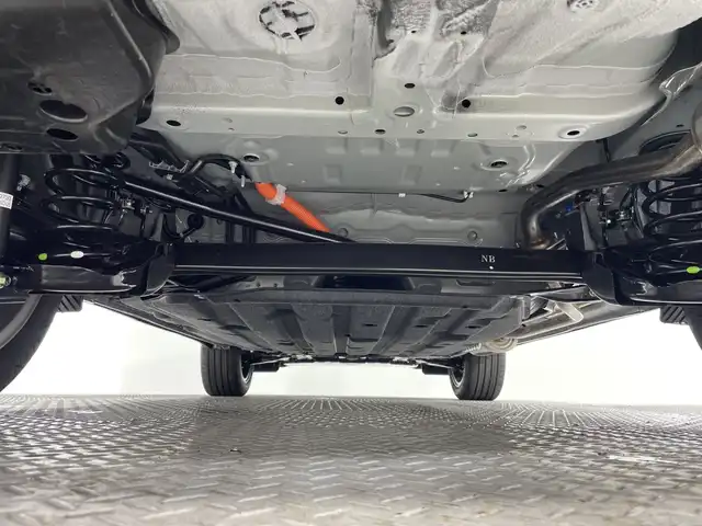 ホンダ ヴェゼル ハイブリッド e:HEV Z PLaYパッケージ 神奈川県 2025(令7)年 0.1千km パールⅡ 登録済未使用車/ホンダセンシング/純正ディスプレイオーディオ/・BT/フルセグTV/AppleCarPlay/AndroidAuto/USB/AM/FM/バックカメラ/電動リアゲート/Qi充電/ハーフレザーシート/シートヒーター(D/N)/革巻きステアリング/ステアリングスイッチ/ステアリングヒーター/Autoライト/パドルシフト/ダウンヒルアシストコントロール/電動パーキングブレーキ/オートホールド/ビルトインETC2.0/クリアランスソナー/LEDヘッドライト/LEDフォグランプ/スマートキー/プッシュスタートボタン/シートリフター/電動格納ミラー/ウィンカーミラー/純正18インチアルミホイール