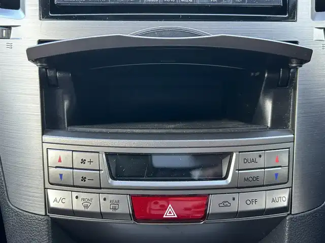 スバル レガシィ ツーリングワゴン 2．5iアイサイト 栃木県 2012(平24)年 9.3万km クリスタルブラックシリカ アイサイト/純正HDDナビ/フルセグTV/DVD/Bluetooth/USB/ドライブレコーダー/全車速追従レーダークルーズコントロール/車線逸脱/ふらつき警報/ハーフレザーシート/パワーシート/スマートキー/スペアキー/プッシュEgスタート/HIDオートライト/フォグランプ/社外AW＋スタッドレスタイヤ積込/純正17インチAW/SIドライブ/トノカバー/サイド/カーテンエアバッグ/保証書/取説