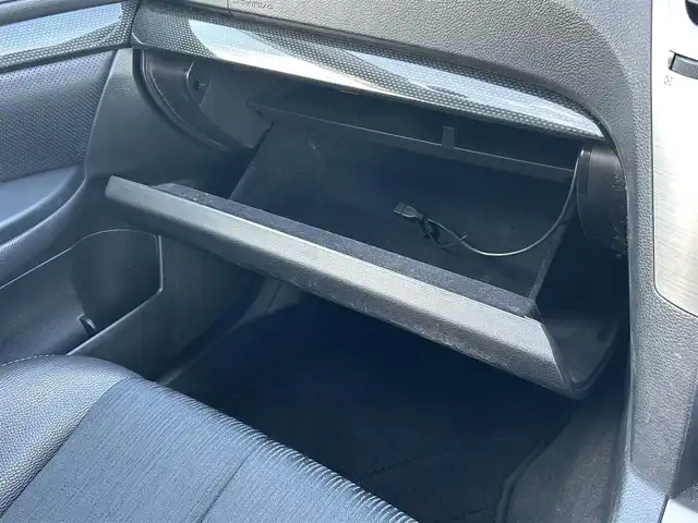 スバル レガシィ ツーリングワゴン 2．5iアイサイト 栃木県 2012(平24)年 9.3万km クリスタルブラックシリカ アイサイト/純正HDDナビ/フルセグTV/DVD/Bluetooth/USB/ドライブレコーダー/全車速追従レーダークルーズコントロール/車線逸脱/ふらつき警報/ハーフレザーシート/パワーシート/スマートキー/スペアキー/プッシュEgスタート/HIDオートライト/フォグランプ/社外AW＋スタッドレスタイヤ積込/純正17インチAW/SIドライブ/トノカバー/サイド/カーテンエアバッグ/保証書/取説