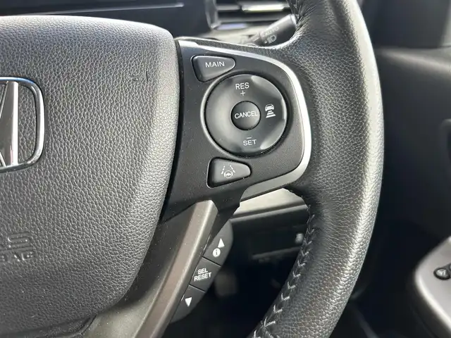 ホンダ ステップワゴン スパーダ ホンダセンシング 静岡県 2019(平31)年 7.4万km プレミアムスパークルブラックパール 8人乗り/純正10インチナビ/（Bluetooth/CD/DVD/USB/SD/FM/AM）/バックカメラ/純正後席モニター/両側電動スライドドア/ETC/デュアルエアコン/プッシュスタート/スマートキー/LEDヘッドライト/追従クルーズコントロール/純正16AW