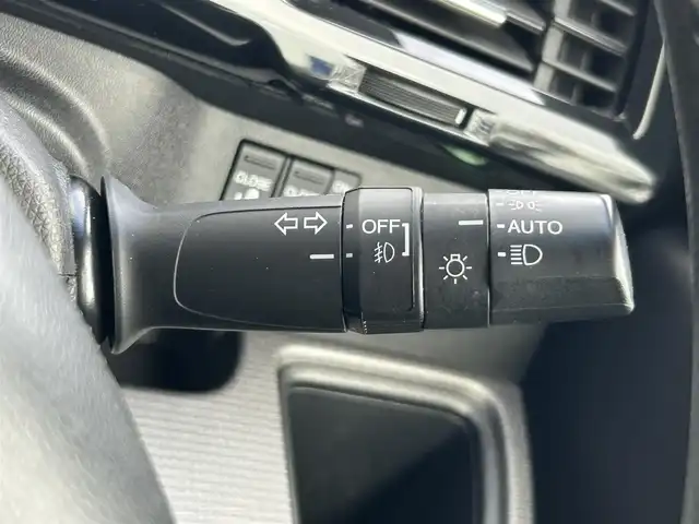 ホンダ ステップワゴン スパーダ ホンダセンシング 静岡県 2019(平31)年 7.4万km プレミアムスパークルブラックパール 8人乗り/純正10インチナビ/（Bluetooth/CD/DVD/USB/SD/FM/AM）/バックカメラ/純正後席モニター/両側電動スライドドア/ETC/デュアルエアコン/プッシュスタート/スマートキー/LEDヘッドライト/追従クルーズコントロール/純正16AW