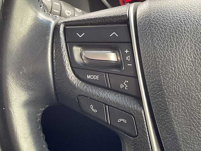 トヨタ アルファード S Aパッケージ 岐阜県 2018(平30)年 4.7万km ホワイトパールクリスタルシャイン 純正10インチナビ(NSZN-Z66T)/フルセグTV/Bluetooth/CD/DVD/AM/FM/SD）/サンルーフ/フリップダウンモニター/レザー調シートカバー/バックモニター/両側パワースライドドア/ToyotaSafetySense/プリクラッシュセーフティ/レーントレーシングアシスト/レーダークルーズコントロール/オートマチックハイビーム/クリアランスソナー/ロードサインアシスト/ETC2.0/ドライブレコーダー/電動パーキングブレーキ/ブレーキホールド/革巻きステアリング/ステアリングリモコン/電動格納ミラー/オートLEDヘッドライト/後席エアコン/MTモード付/スマートキー/プッシュスタート/純正フロアマット/純正ドアバイザー/純正18インチアルミホイール