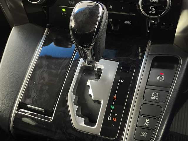 トヨタ アルファード S Aパッケージ 岐阜県 2018(平30)年 4.7万km ホワイトパールクリスタルシャイン 純正10インチナビ(NSZN-Z66T)/フルセグTV/Bluetooth/CD/DVD/AM/FM/SD）/サンルーフ/フリップダウンモニター/レザー調シートカバー/バックモニター/両側パワースライドドア/ToyotaSafetySense/プリクラッシュセーフティ/レーントレーシングアシスト/レーダークルーズコントロール/オートマチックハイビーム/クリアランスソナー/ロードサインアシスト/ETC2.0/ドライブレコーダー/電動パーキングブレーキ/ブレーキホールド/革巻きステアリング/ステアリングリモコン/電動格納ミラー/オートLEDヘッドライト/後席エアコン/MTモード付/スマートキー/プッシュスタート/純正フロアマット/純正ドアバイザー/純正18インチアルミホイール