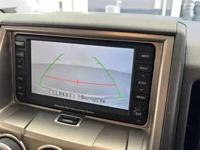 三菱 デリカＤ：５ シャモニー 滋賀県 2008(平20)年 6万km ウォームホワイトパール 純正ナビ/【CD/DVD/フルセグTV】/バックカメラ/サイドカメラ/ETC/両側パワースライドドア/シートヒーター/パワーシート/クルーズコントロール/HIDヘッドライト/オートライト/パドルシフト/オートエアコン