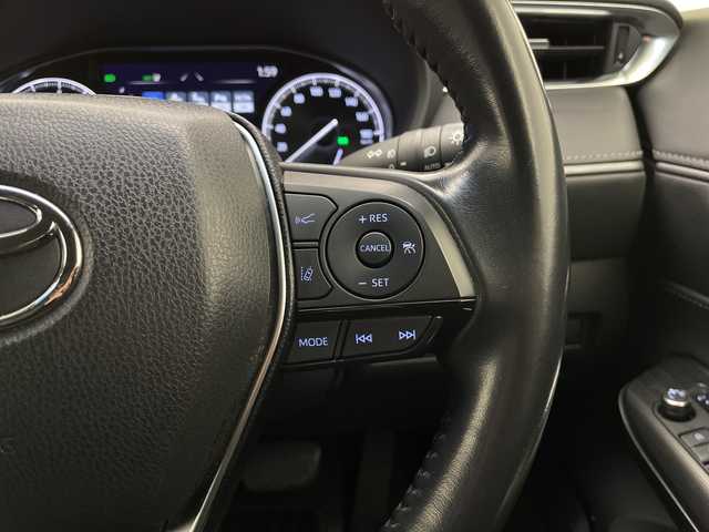 トヨタ ハリアー Z 長野県 2020(令2)年 6.6万km ホワイトパールクリスタルシャイン JBLプレミアムサウンド/純正メモリナビ&フルセグTV&USB&BT/トヨタセーフティセンス/アダプティブクルーズコントロール/レーントレーシングアシスト/プリクラッシュセーフティ/ブラインドスポットモニター/クリアランスソナー/パーキングサポートブレーキ/オートマチックハイビーム/先行車発進告知/前後ドライブレコーダー/パワーバックドア/ハーフレザーシート/運転席パワーシート/ステアリングスイッチ/全方位カメラ/ビルトインETC2.0/LEDヘッドライト/オートライト/電動格納ミラー/ウィンカーミラー/電動ホールド/オートホールド/純正19インチAW装着/純正フロアマット/プッシュスタート/スマートキー/スペアキー1本