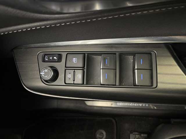 トヨタ ハリアー Z 長野県 2020(令2)年 6.6万km ホワイトパールクリスタルシャイン JBLプレミアムサウンド/純正メモリナビ&フルセグTV&USB&BT/トヨタセーフティセンス/アダプティブクルーズコントロール/レーントレーシングアシスト/プリクラッシュセーフティ/ブラインドスポットモニター/クリアランスソナー/パーキングサポートブレーキ/オートマチックハイビーム/先行車発進告知/前後ドライブレコーダー/パワーバックドア/ハーフレザーシート/運転席パワーシート/ステアリングスイッチ/全方位カメラ/ビルトインETC2.0/LEDヘッドライト/オートライト/電動格納ミラー/ウィンカーミラー/電動ホールド/オートホールド/純正19インチAW装着/純正フロアマット/プッシュスタート/スマートキー/スペアキー1本