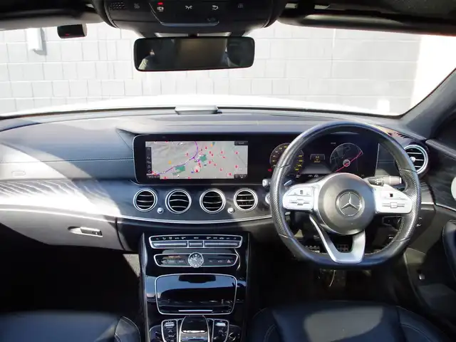 メルセデス・ベンツ Ｅ２２０ｄ 埼玉県 2020(令2)年 2.6万km パール スライディングルーフ/ブラックレザーシート/アダプティブクルーズコントロール/burmester/全周囲カメラ/レザーEXCP/Carplay/ブラインドスポットモニター/フルセグ/シートHI/電動リアゲート/ETC/ドラレコ