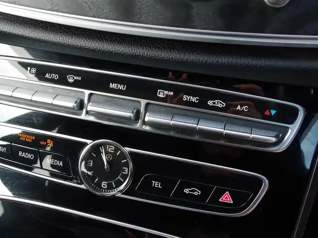 メルセデス・ベンツ Ｅ２２０ｄ 埼玉県 2020(令2)年 2.6万km パール スライディングルーフ/ブラックレザーシート/アダプティブクルーズコントロール/burmester/全周囲カメラ/レザーEXCP/Carplay/ブラインドスポットモニター/フルセグ/シートHI/電動リアゲート/ETC/ドラレコ