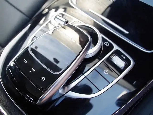 メルセデス・ベンツ Ｅ２２０ｄ 埼玉県 2020(令2)年 2.6万km パール スライディングルーフ/ブラックレザーシート/アダプティブクルーズコントロール/burmester/全周囲カメラ/レザーEXCP/Carplay/ブラインドスポットモニター/フルセグ/シートHI/電動リアゲート/ETC/ドラレコ