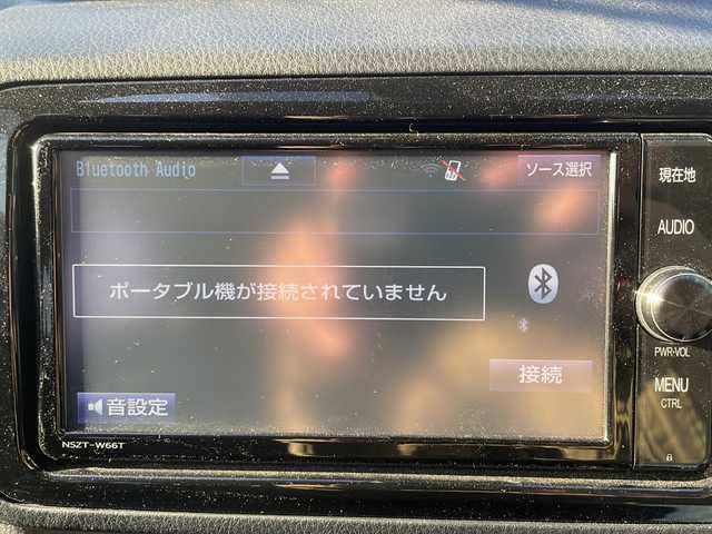 トヨタ ヴィッツ 1.3F LEDエディション 大阪府 2016(平28)年 0.7万km ホワイトパールクリスタルシャイン ワンオーナー/純正SDナビ/・CD/FM/AM/Bluetooth/・フルセグテレビ/ETC/バックカメラ/衝突軽減ブレーキ/盗難防止装置/ステアリングリモコン/LEDヘッドライト/オートライト/スマートキー/プッシュスタート/12V電源/純正フロアマット/取扱説明書/保証書