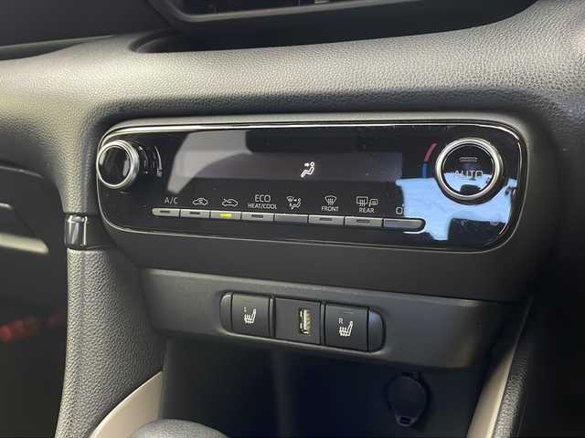 トヨタ ヤリス Z 栃木県 2020(令2)年 2万km ブラック 純正ディスプレイオーディオ/（ナビ／Ｂｌｕｅｔｏｏｔｈ／ＡＭ／ＦＭ）/バックカメラ　/ビルトインＥＴＣ　/レーダークルーズコントロール　/前後ドライブレコーダー　/社外アルミホイール　/シートヒーター/純正マット/スペアキー１本/ステアリングスイッチ