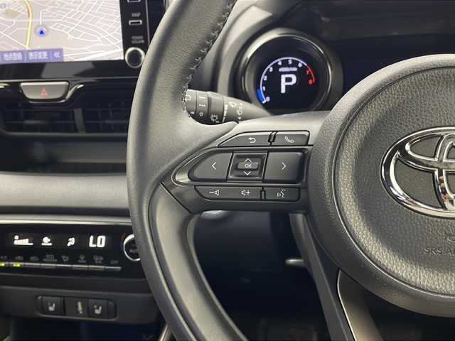 トヨタ ヤリス Z 栃木県 2020(令2)年 2万km ブラック 純正ディスプレイオーディオ/（ナビ／Ｂｌｕｅｔｏｏｔｈ／ＡＭ／ＦＭ）/バックカメラ　/ビルトインＥＴＣ　/レーダークルーズコントロール　/前後ドライブレコーダー　/社外アルミホイール　/シートヒーター/純正マット/スペアキー１本/ステアリングスイッチ
