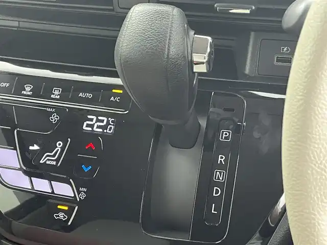 日産 デイズ ボレロ 群馬県 2022(令4)年 3.2万km ピンクⅡ 禁煙車　アラウンドビューモニター　純正９型ナビ　ＢＴ　ＣＤ　ＤＶＤ　ＵＳＢ　ＡＵＸ　衝突軽減　横滑り防止　ドラレコ　オートライト　アイドリングストップ　ＥＴＣ　純正ＡＷ　純正フロアマット　スマートキー