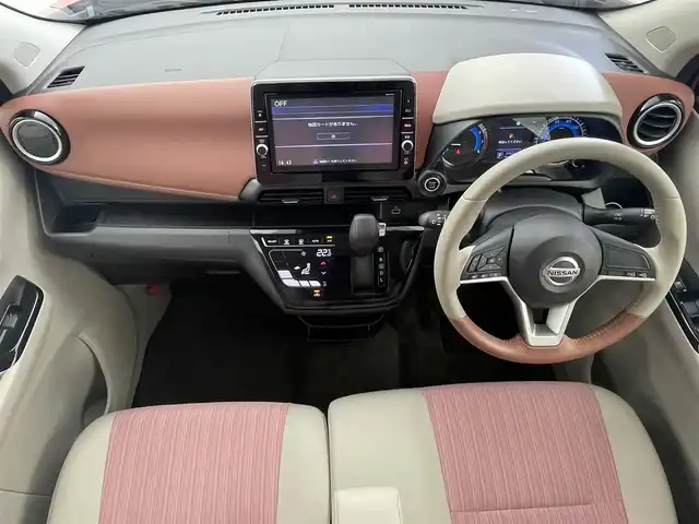 日産 デイズ ボレロ 群馬県 2022(令4)年 3.2万km ピンクⅡ 禁煙車　アラウンドビューモニター　純正９型ナビ　ＢＴ　ＣＤ　ＤＶＤ　ＵＳＢ　ＡＵＸ　衝突軽減　横滑り防止　ドラレコ　オートライト　アイドリングストップ　ＥＴＣ　純正ＡＷ　純正フロアマット　スマートキー