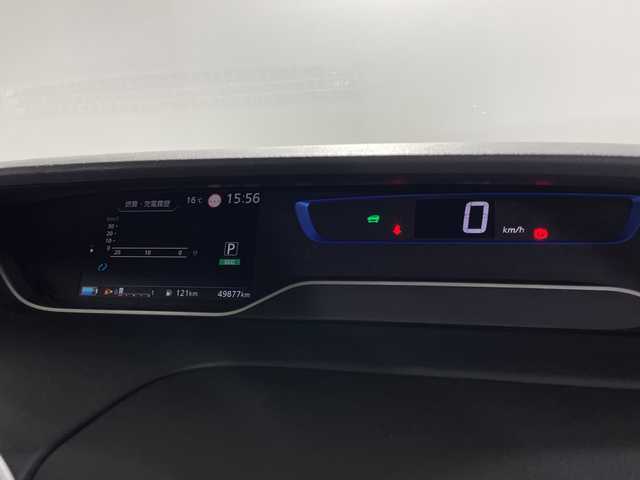 日産 セレナ e－パワー ハイウェイスター V 福岡県 2021(令3)年 5万km ダイヤモンドブラック 純正９型ナビ/フルセグテレビ/プロパイロット/デジタルインナーミラー/ドライブレコーダー/両側電動パワースライドドア/純正フリップダウンモニター/ビルトインＥＴＣ/アラウンドビューモニター/バックカメラ/オートホールド