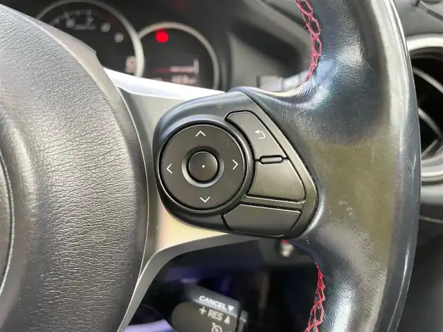 スバル ＢＲＺ S 石川県 2016(平28)年 8.4万km ダークグレーメタリック 6MT/社外メモリーナビ/社外CD/DVD/フルセグTV/LEDヘッドライト/ETC/ドライブレコーダー/純正アルミホイール/スマートキー/プッシュスタート/電動ミラー/クルーズコントロール/オートライト/クルーズコントロール