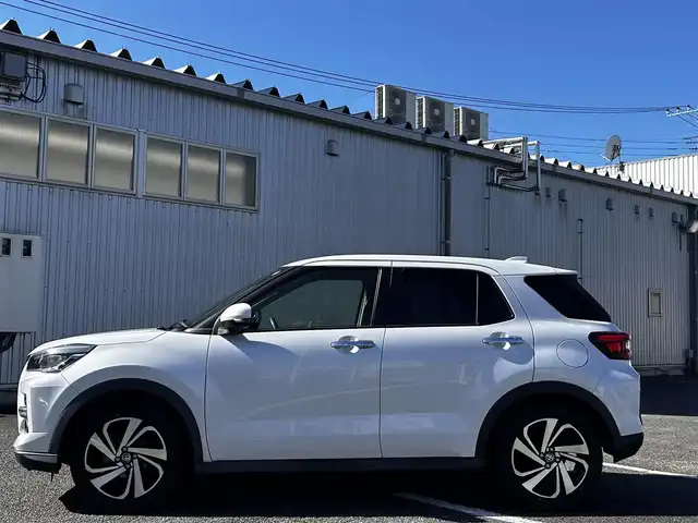 トヨタ ライズ Z 静岡県 2020(令2)年 4万km シャイニングホワイトパール ユーザー買取車両/ワンオーナー/純正ディスプレイオーディオ/　【BT/AppleCarPlay/地デジTV】/純正LEDヘッドライト/純正18インチAW/全方位カメラ/バックカメラ/レーダークルーズコントロール/プリクラッシュセーフティシステム/レーンキープアシスト/シートヒーター/前後ドライブレコーダー/ETC2.0/USBポート/新車時保証書/取扱説明書/スペアキー×1