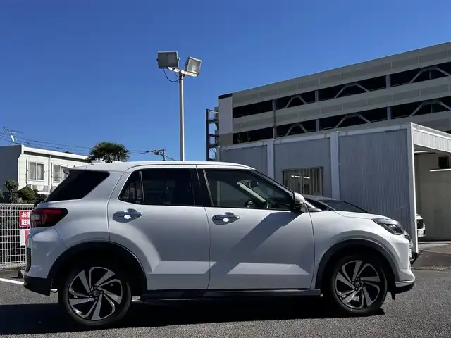 トヨタ ライズ Z 静岡県 2020(令2)年 4万km シャイニングホワイトパール ユーザー買取車両/ワンオーナー/純正ディスプレイオーディオ/　【BT/AppleCarPlay/地デジTV】/純正LEDヘッドライト/純正18インチAW/全方位カメラ/バックカメラ/レーダークルーズコントロール/プリクラッシュセーフティシステム/レーンキープアシスト/シートヒーター/前後ドライブレコーダー/ETC2.0/USBポート/新車時保証書/取扱説明書/スペアキー×1
